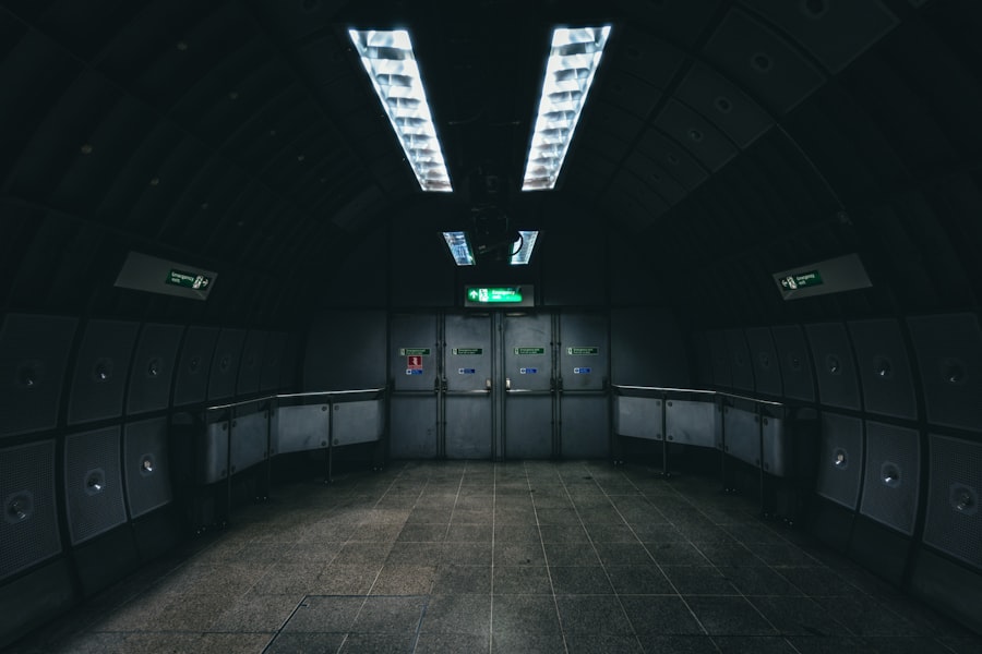 preventing closure of space