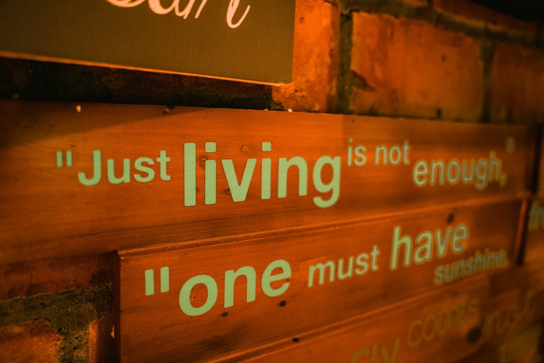 Photo einstein living time