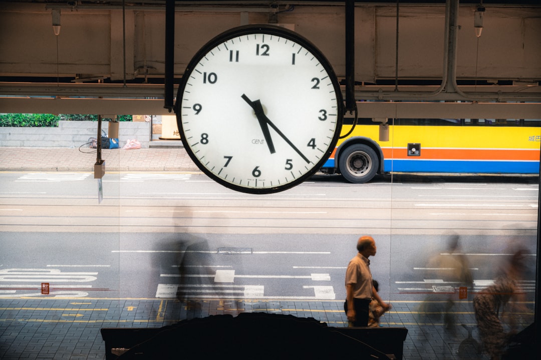 Photo einstein crossing time