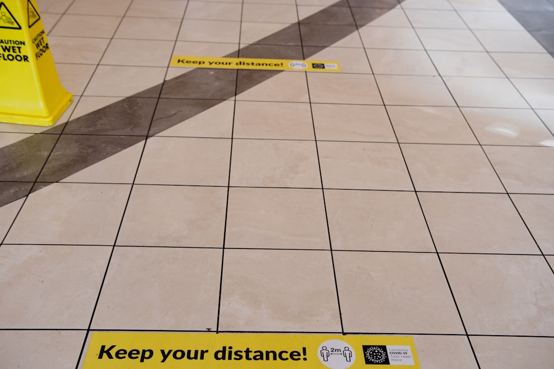 Photo WIMPs detection failure