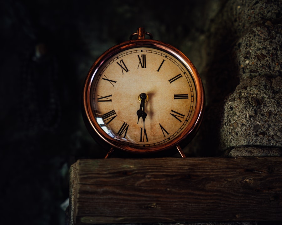 perceive the flow of time