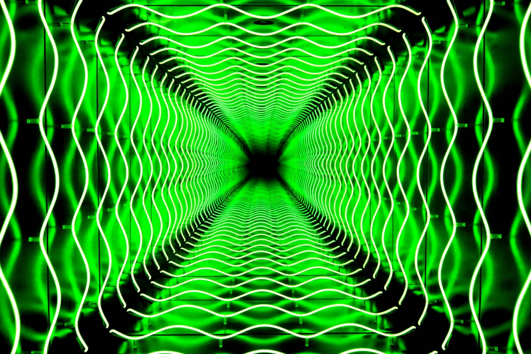 Photo quantum information complexity geometry link
