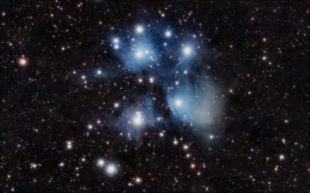 Photo neutron stars