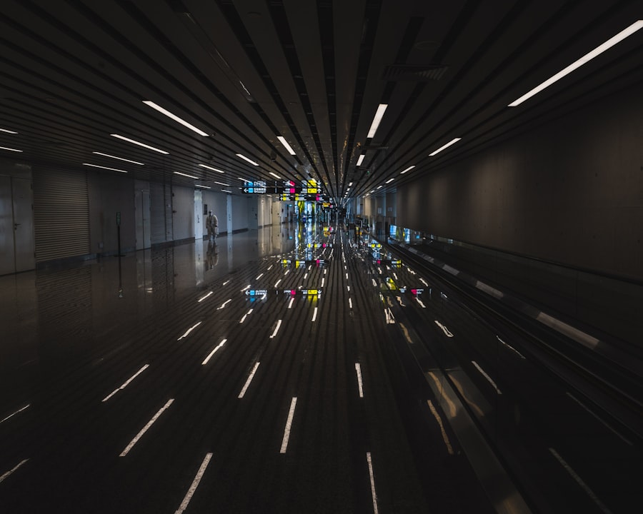 Photo faster-than-light travel