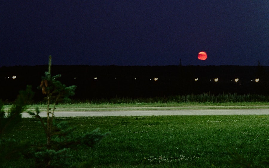 Photo event horizon