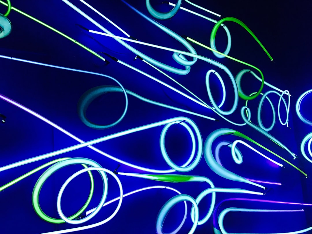 Photo quantum biology tunneling