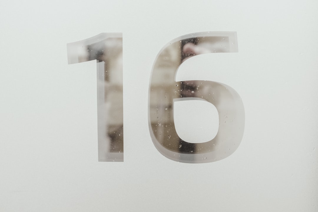 Photo refractive index