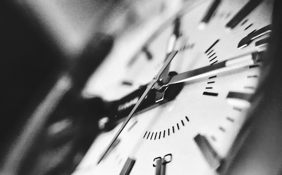 atomic clock excitation time