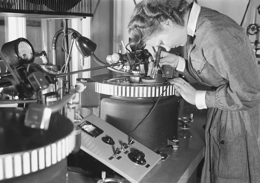 atomic excitation measurement